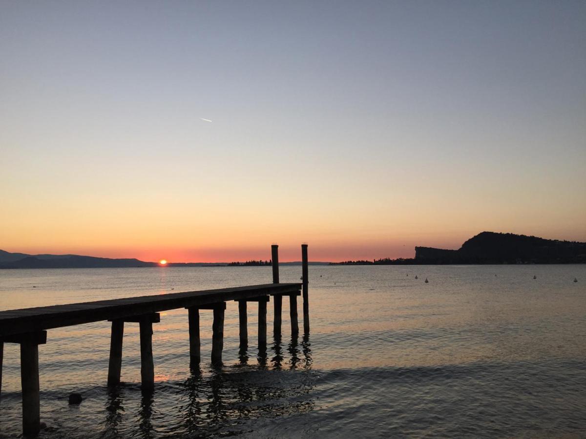 B&B Le Farfalle San Felice del Benaco Exteriör bild