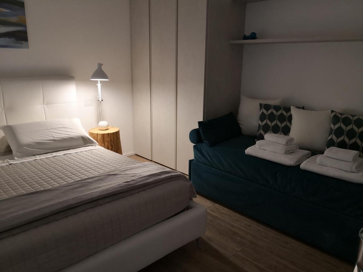B&B Le Farfalle San Felice del Benaco Exteriör bild